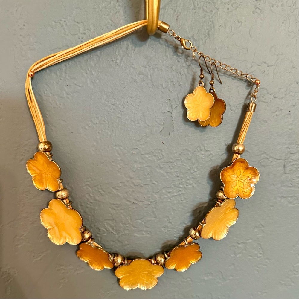 Gold Floral Necklace and Earring Set